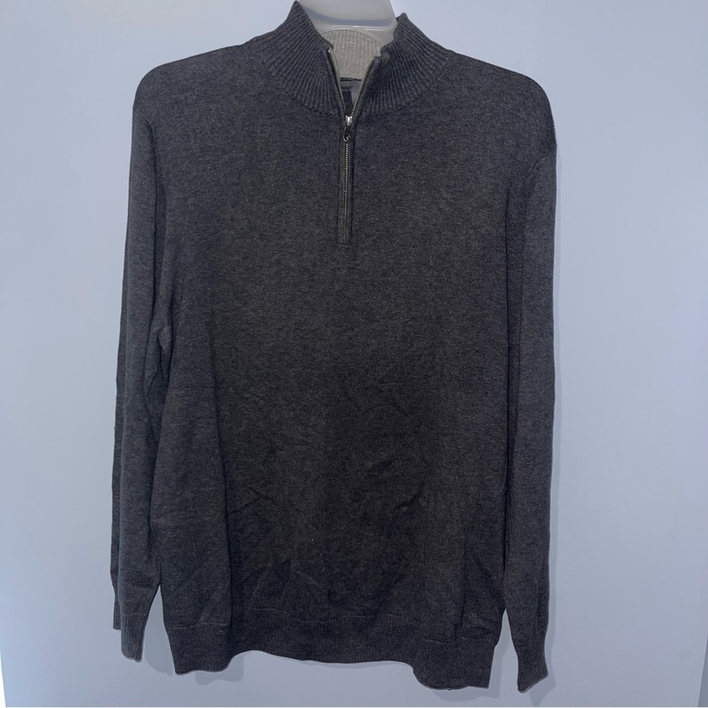 Old Navy – men’s – longsleeved gray sweater, size extra large